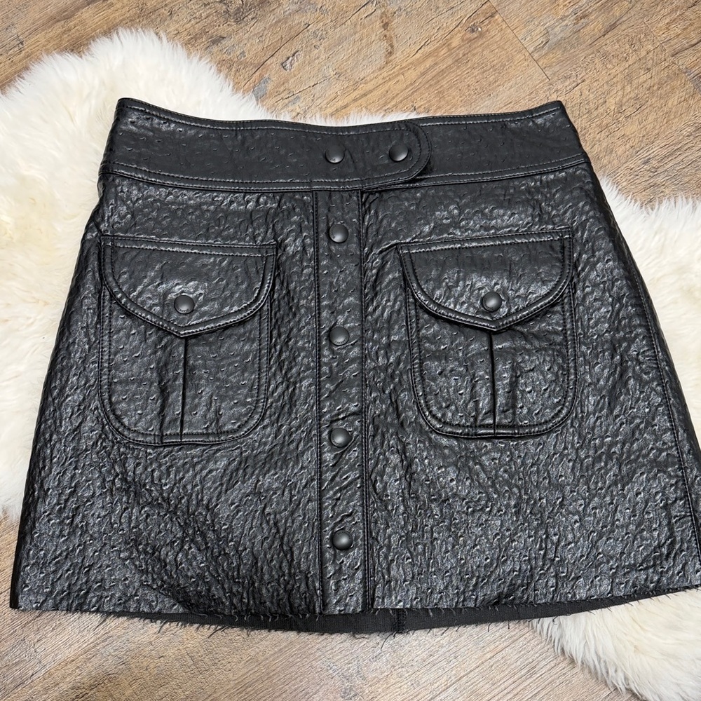 BLANKNYC Black Faux Leather Button-Front Mini Skirt with pockets size 27
